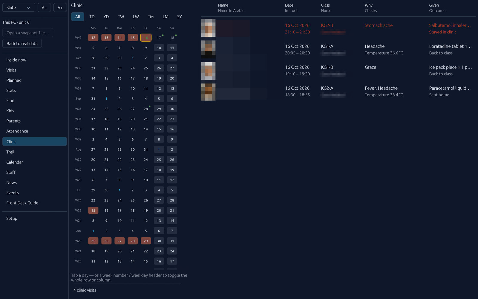Back Office: the Clinic tab with a calendar and four visits of one day